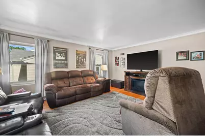 3321 W Oklahoma Ave, Milwaukee, WI 53215 - Photo 12
