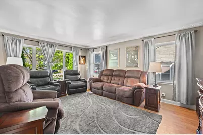 3321 W Oklahoma Ave, Milwaukee, WI 53215 - Photo 2