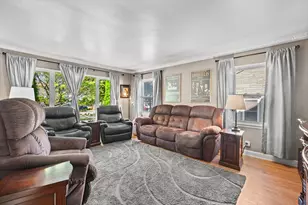 3321 W Oklahoma Ave, Milwaukee, WI 53215 - Photo 2