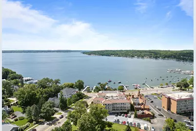 335  Wrigley Dr #410, Lake Geneva, WI 53147 - Photo 2