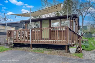 N4550 E Shore Place Rd, Oakland, WI 53523 - Photo 2