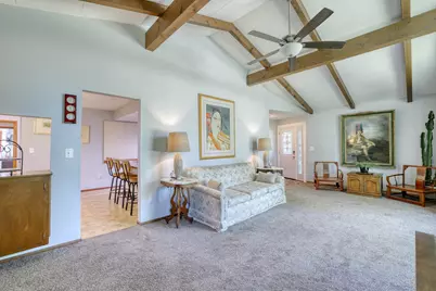 2818  Peninsula Ave, Delafield, WI 53018 - Photo 6