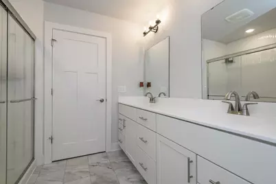 W176N7392  Amethyst Dr, Menomonee Falls, WI 53051 - Photo 30