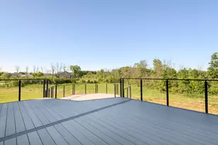 W176N7392 Amethyst Dr, Menomonee Falls, WI 53051 - Photo 46