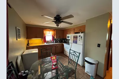 5936 N 84th St, Milwaukee, WI 53225 - Photo 14