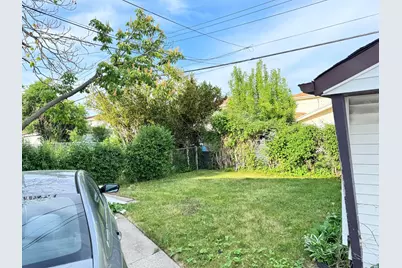 5936 N 84th St, Milwaukee, WI 53225 - Photo 8