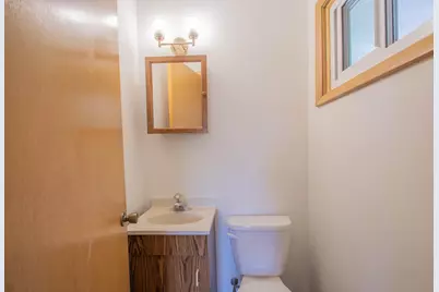 1006  Highland Ave, Watertown, WI 53098 - Photo 36