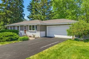 21990 Holly Crest Dr, Brookfield, WI 53045 - Photo 28