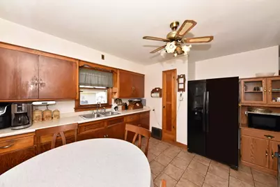3617 S 13th St, Milwaukee, WI 53221 - Photo 8