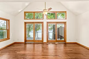 34639 Elm St, Summit, WI 53066 - Photo 8