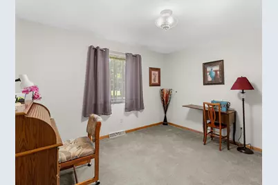801  Mockingbird Ln, Plymouth, WI 53073 - Photo 18