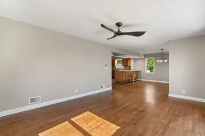 N39W27485  Hillside Grove Rd, Pewaukee, WI 53072 - Photo 8