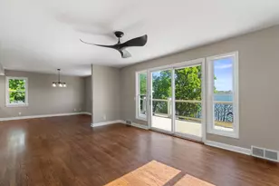 N39W27485 Hillside Grove Rd, Pewaukee, WI 53072 - Photo 10