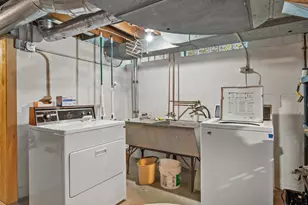 6175 N Kent Ave, Whitefish Bay, WI 53217 - Photo 28