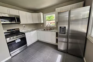 5951 N 73rd St, Milwaukee, WI 53218 - Photo 6