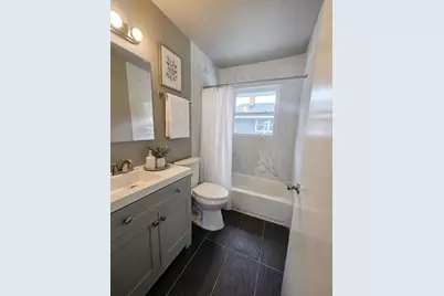 5951 N 73rd St, Milwaukee, WI 53218 - Photo 14