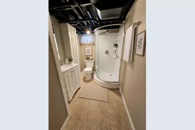 5951 N 73rd St, Milwaukee, WI 53218 - Photo 20