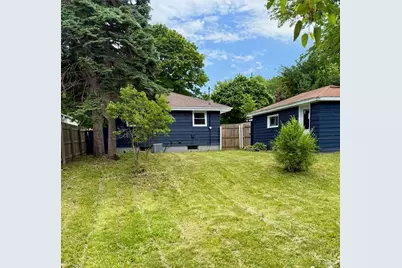 5951 N 73rd St, Milwaukee, WI 53218 - Photo 24