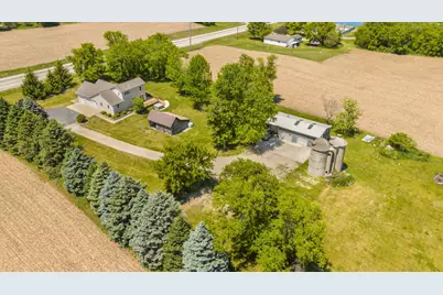 5232  County Highway P -, West Bend, WI 53095 - Photo 2