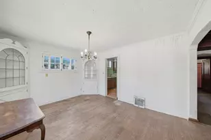 1555 E Olive St, Shorewood, WI 53211 - Photo 18