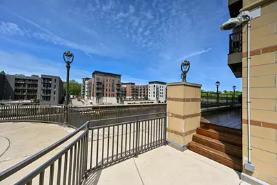 1915 N Water St #103, Milwaukee, WI 53202 - Photo 16