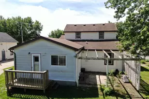 1222 S Wacouta Ave, Prairie Du Chien, WI 53821 - Photo 4
