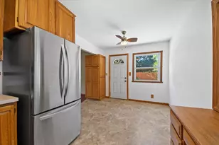 2510 Bittersweet Ct, Racine, WI 53402 - Photo 10