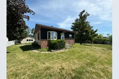 9218  Durand Ave, Sturtevant, WI 53177 - Photo 2