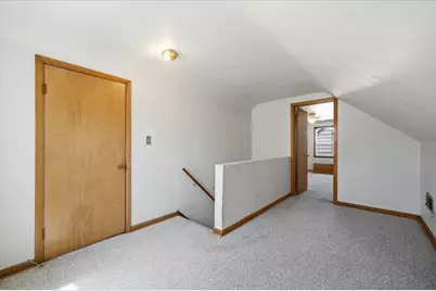 3147 S Brisbane Ave, Milwaukee, WI 53207 - Photo 16