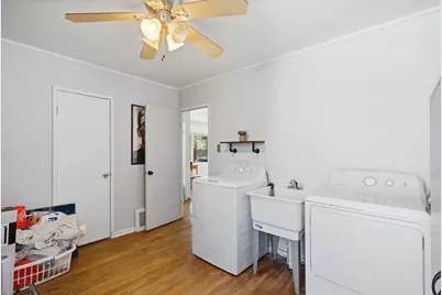 3147 S Brisbane Ave, Milwaukee, WI 53207 - Photo 14