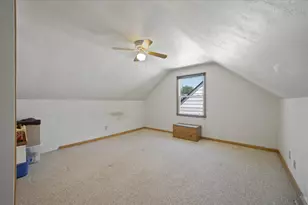 3147 S Brisbane Ave, Milwaukee, WI 53207 - Photo 18