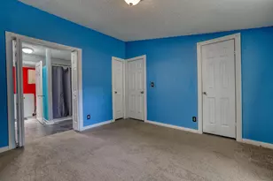 2451 S 92nd St, West Allis, WI 53227 - Photo 12