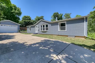 2451 S 92nd St, West Allis, WI 53227 - Photo 2