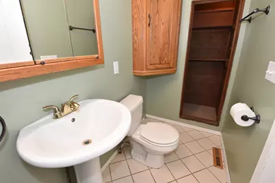 728  Linden St, Waukesha, WI 53186 - Photo 16