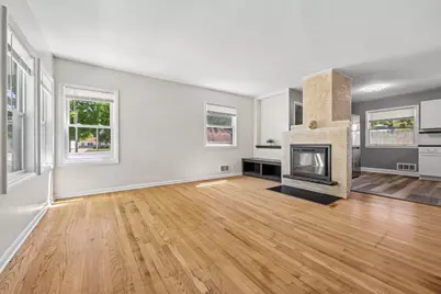 5125 N 81st St, Milwaukee, WI 53218 - Photo 4