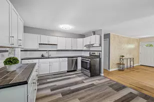 5125 N 81st St, Milwaukee, WI 53218 - Photo 10