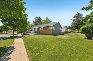 5125 N 81st St, Milwaukee, WI 53218 - Photo 2