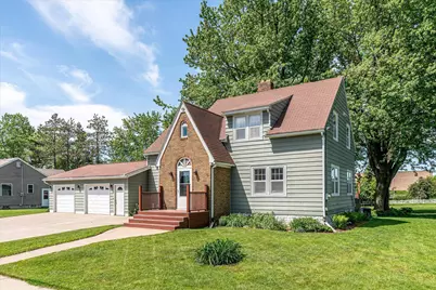 409  Coe St, Cashton, WI 54619 - Photo 2