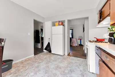 5742 N 99th St #5744, Milwaukee, WI 53225 - Photo 10