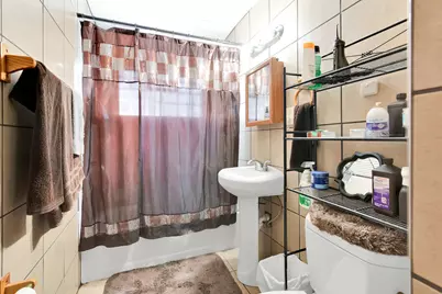 5742 N 99th St #5744, Milwaukee, WI 53225 - Photo 4