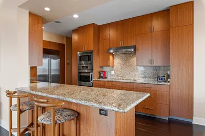 923 E Kilbourn Ave #2103, Milwaukee, WI 53202 - Photo 26