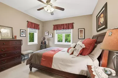 S30W27725  Creekside Ct, Waukesha, WI 53188 - Photo 22
