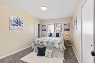2122 S 86th St, West Allis, WI 53227 - Photo 14