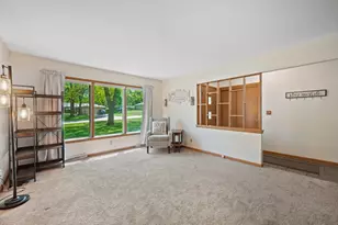 14640 Cameron Drive Lower, Brookfield, WI 53005 - Photo 6