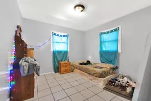 6914 N 42nd St, Milwaukee, WI 53209 - Photo 14