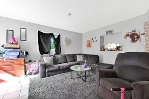 6914 N 42nd St, Milwaukee, WI 53209 - Photo 8