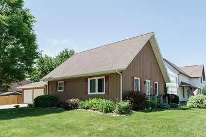 719  Joanna St, Horicon, WI 53032 - Photo 1