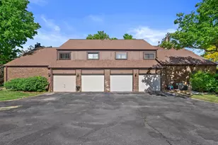 8606 N Servite Dr, Milwaukee, WI 53223 - Photo 22