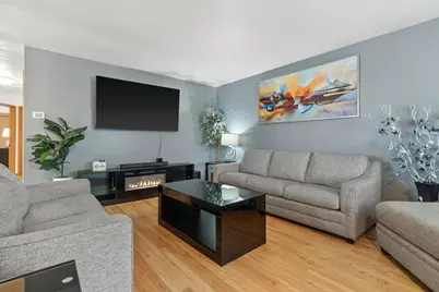 3319 S 86 St, Milwaukee, WI 53227 - Photo 2