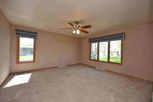 202 Lac La Belle Dr, Lac La Belle, WI 53066 - Photo 10